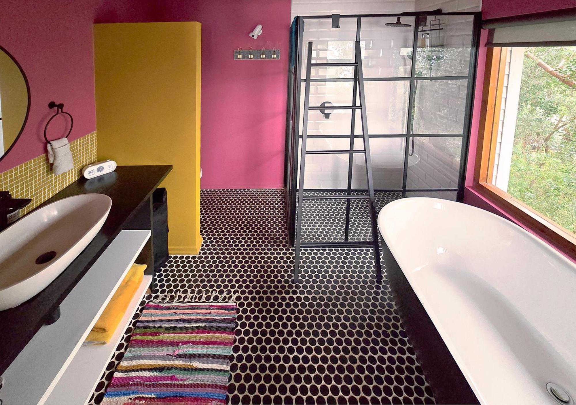 Main House - Maison Mahogany - 100sqm Design With Lagoon View And Jacuzzi